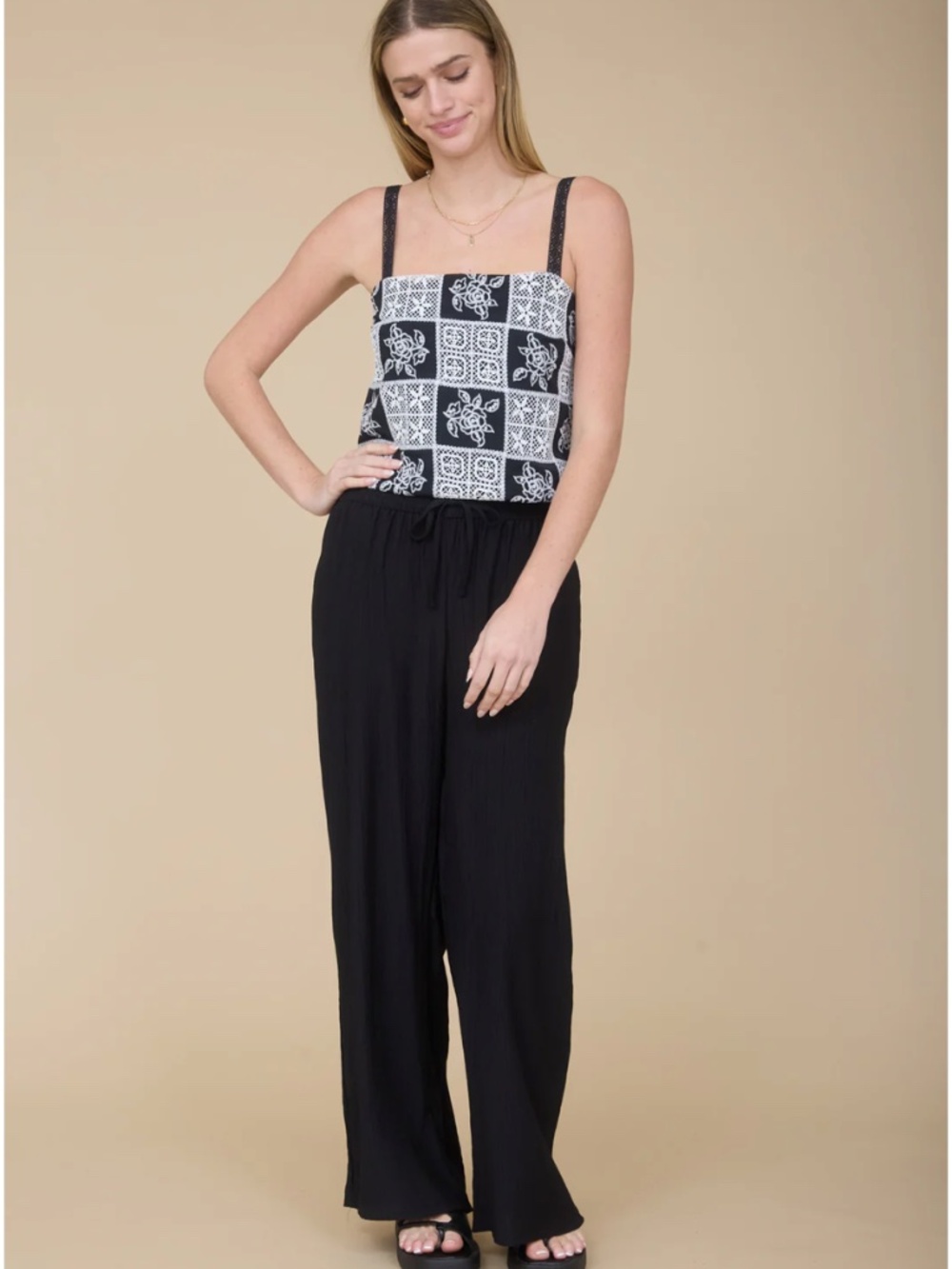 NEW The Workshop Floral Embroidered Checkered Lace Spaghetti Strap Top – Small - Picture 4 of 8